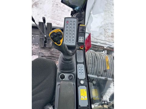 Liebherr
LH26 EC | FULL ELECTRIC | LIFT CAB | ROTOTILT | Hulleman Trucks [20]