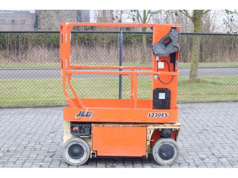 JLG
1230 ES | 5.6 METER | 230 KG | Hulleman Trucks [4]
