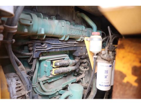 Volvo
L350F | L 350 F | QUICK COUPLER | MICHELIN L5 | BSS | CDC | Hulleman Trucks [15]