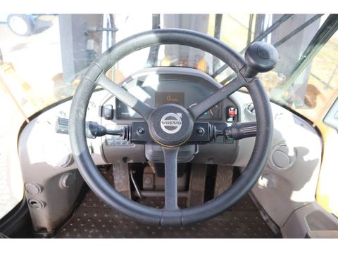 Volvo
L350F | L 350 F | QUICK COUPLER | MICHELIN L5 | BSS | CDC | Hulleman Trucks [17]