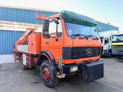 Mercedes-Benz AK 4x4 V6 WITH ONLY 128.500 KM!! AND HMF 1003K2 CRANE (MANUAL GEARBOX / FULL STEEL SUSPENSION / REDUCTION AXLE / P.T.O. / ETC.) | Engel Trucks B.V. [2]
