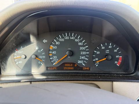 Mercedes-Benz E 320 Automaat Airco Cruisecontrol MARGE | Van Nierop BV [10]