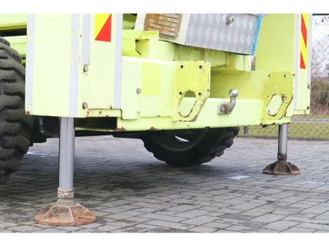 MEC
3392RT-T | 12 METER | 1200 KG | Hulleman Trucks & Machinery B.V. [18]
