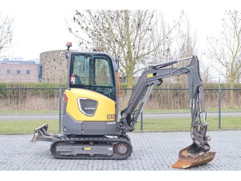 Volvo
ECR25 ELECTRIC | JECR25D | TILTBUCKET | BUCKET | LOW HOURS | Hulleman Trucks & Machinery B.V. [4]