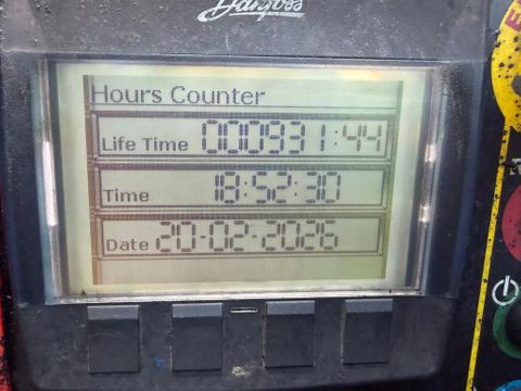 Volvo
| 6X2*4 RETARDER DEMOUNTABLE CRANE EFFER 215-6 | Hulleman Trucks & Machinery B.V. [45]