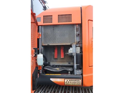 Hitachi
ZX225 USRLC-6 | ROTOTILT | BUCKET | GOOD CONDITION | Hulleman Trucks & Machinery B.V. [13]