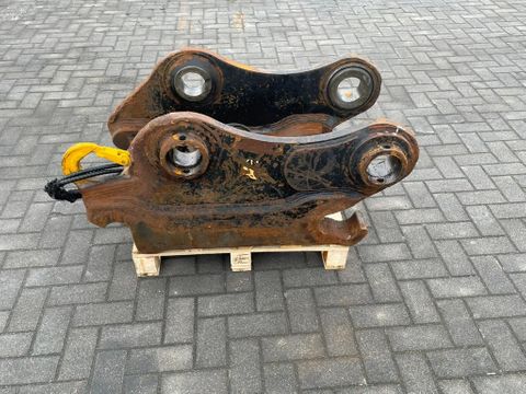 Klepp Mek
KM90-D | HYDRAULIC QUICK COUPLER | SNELWISSEL | SCHNELLWECHSLER | Hulleman Trucks & Machinery B.V. [4]