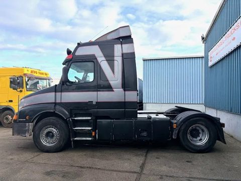 Volvo GLOBETROTTER ROYAL CLASS 4X2 ORIGINAL DUTCH COLLECTORS ITEM (MANUAL GEARBOX / EURO 3 / HYDRAULIC SET / VEB-ENGINE BRAKE / ETC.) | Engel Trucks B.V. [5]