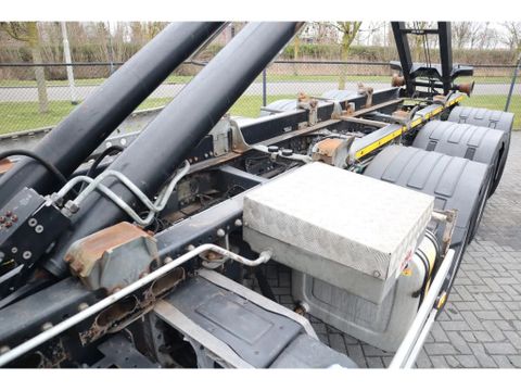 Volvo
8X4*4 | HYVA HOOKLIFT | BIG AXLES | EURO 6 | Hulleman Trucks & Machinery B.V. [11]