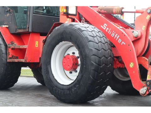 Schäffer
8082 | FORKS | BUCKET | EXTRA FUNCTION | Hulleman Trucks & Machinery B.V. [13]