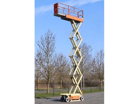 JLG
2630ES | 10 METER | 230 KG | Hulleman Trucks & Machinery B.V. [8]