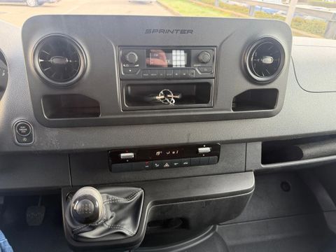 Mercedes-Benz 317CDI Dubbelcabine Openlaadbak Airco 3500KG Trekhaak BPM VRIJ 5 X OP VOORRAAD | Van Nierop BV [13]