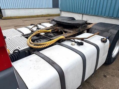 DAF SPACEAB (EURO 5 / ZF16 MANUAL GEARBOX / ADR-VLG / MX-BRAKE / HYDRAULIC KIT / 995+550 LITER DIESELTANK / P.T.O. / AIRCONDITIONING / FRIDGE / ETC. | Engel Trucks B.V. [7]