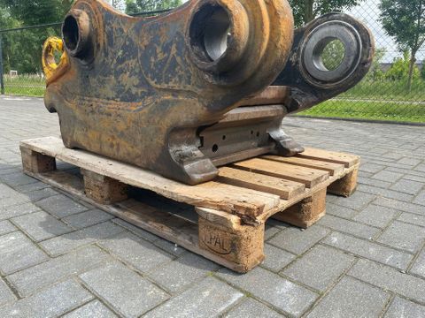 Klepp Mek
KM90-D | HYDRAULIC QUICK COUPLER | SNELWISSEL | SCHNELLWECHSLER | Hulleman Trucks & Machinery B.V. [9]
