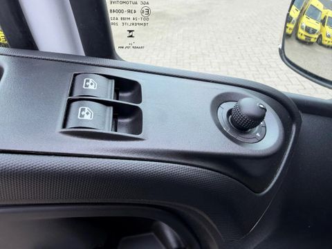 Iveco Chassis Dubbelcabine Airco Cruisecontrol Trekhaak BPM VRIJ 5X OP VOORRAAD | Van Nierop BV [14]