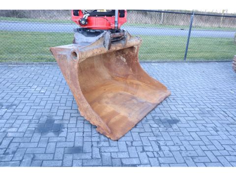 Hitachi
ZX300 LC-7 | ROTOTILT | BUCKET | Hulleman Trucks & Machinery B.V. [8]