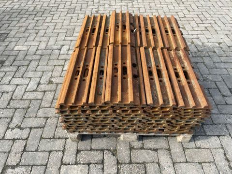Volvo
SHOES | TRACK PLATES | 60 CM | FAHRWERK | Hulleman Trucks & Machinery B.V. [2]