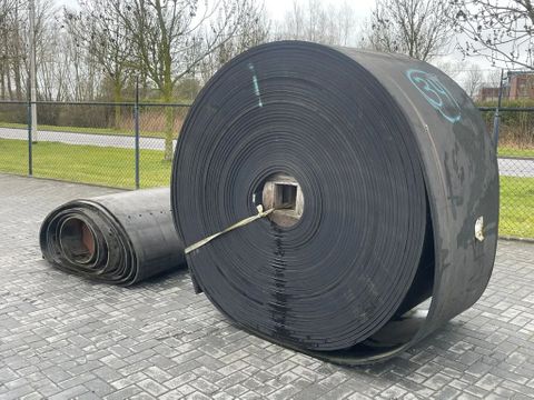 Onbekend
CONVEYOR BELT | TRANSPORTBAND | RUBBER ROLL | 125X1.2 M | Hulleman Trucks & Machinery B.V. [2]