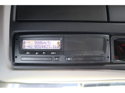 Scania
6X4 | RETARDER | BIG AXLES | HYDRAULICS | Hulleman Trucks & Machinery B.V. [18]