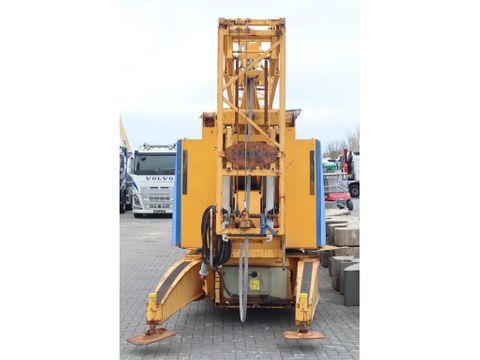 Potain
IGO 32 | 4 TON | 30 METER | Hulleman Trucks & Machinery B.V. [10]