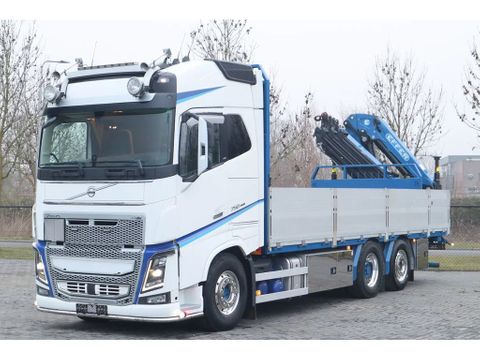 Volvo
| 6X2*4 RETARDER EFFER 215-6 DEMOUNTABLE CRANE | Hulleman Trucks & Machinery B.V. [11]