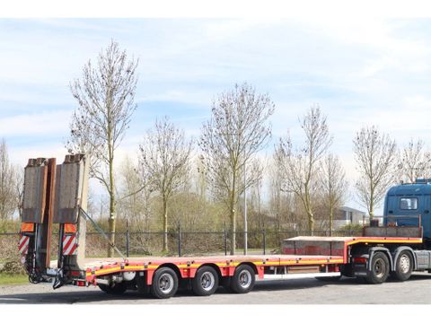 Max Trailer
MAX 100 | 3-AXLE | LIFT DECK | SLIDING RAMPS | Hulleman Trucks & Machinery B.V. [6]