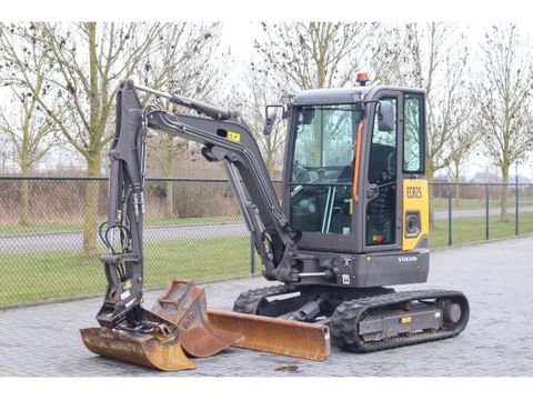 Volvo
ECR25 ELECTRIC | JECR25D | TILTBUCKET | BUCKET | LOW HOURS | Hulleman Trucks & Machinery B.V. [2]