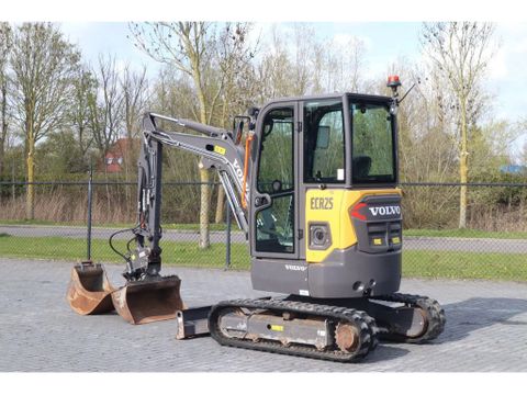 Volvo
ECR25 ELECTRIC | JECR25D | TILTBUCKET | BUCKET | LOW HOURS | Hulleman Trucks & Machinery B.V. [3]
