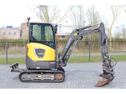 Volvo
ECR25 ELECTRIC | JECR25D | TILTBUCKET | BUCKET | LOW HOURS | Hulleman Trucks & Machinery B.V. [4]