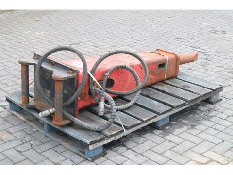 Rammer
HAMMER | S60 | HYDRAULIC BREAKER | Hulleman Trucks & Machinery B.V. [3]