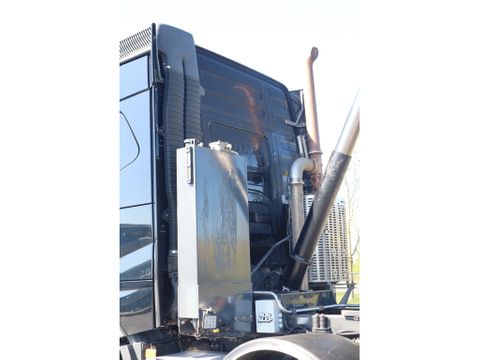 Volvo
| 8X4 | TANDEM LIFT | RETARDER | EURO 6 | Hulleman Trucks & Machinery B.V. [12]