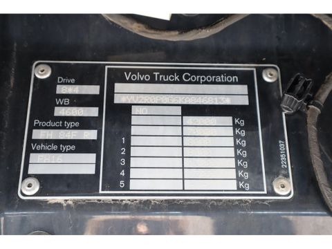 Volvo
| 8X4 | TANDEM LIFT | RETARDER | EURO 6 | Hulleman Trucks & Machinery B.V. [13]
