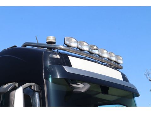 Volvo
| 8X4 | TANDEM LIFT | RETARDER | EURO 6 | Hulleman Trucks & Machinery B.V. [14]
