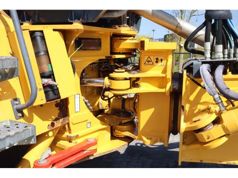 BELL
B45E | B 45 E | TAILGATE | GOOD TIRES | Hulleman Trucks & Machinery B.V. [14]