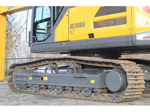 XCMG
XE300E | CE | CUMMINS STAGE V | EC300 | SY305 | 330 | Hulleman Trucks & Machinery B.V. [9]