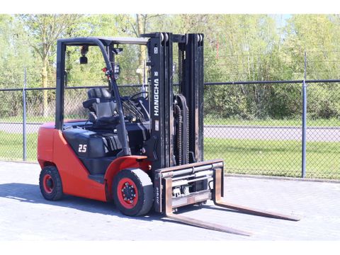 Hangcha
CPCD25 | TRIPLEX | 2.5 TON | SIDESHIFT | POSITIONERS | Hulleman Trucks & Machinery B.V. [6]
