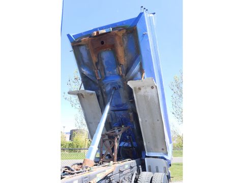 Volvo
| 6X4 | RETARDER | BIG AXLES | EURO 6 | Hulleman Trucks & Machinery B.V. [14]