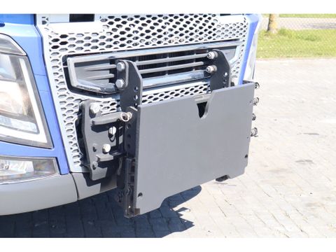 Volvo
| 6X4 | RETARDER | BIG AXLES | EURO 6 | Hulleman Trucks & Machinery B.V. [9]