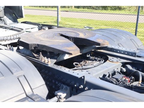 Volvo
| 6X2 | ADR | RETARDER | PTO / HYDR | EURO 6 | Hulleman Trucks & Machinery B.V. [12]