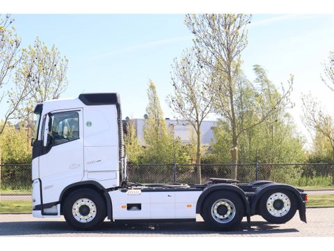 Volvo
| 6X2 | ADR | RETARDER | PTO / HYDR | EURO 6 | Hulleman Trucks & Machinery B.V. [8]
