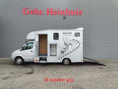 53215985 3 5b8a090887f09f4873bed35ee0be8b55