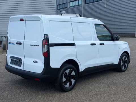 Ford Trend Elektrisch 44KWH 300KM Reikwijdte Apple CP Airco Cruise control Camera | Van Nierop BV [3]