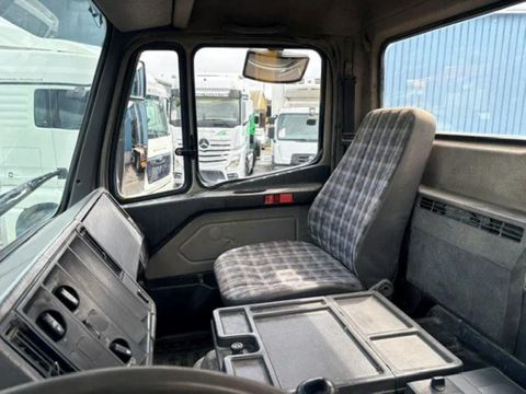Mercedes-Benz B 8x4 FULL STEEL CHASSIS (V6 ENGINE / ZF16 MANUAL GEARBOX / REDUCTION AXLES / FULL STEEL SUSPENSION / P.T.O.) | Engel Trucks B.V. [12]