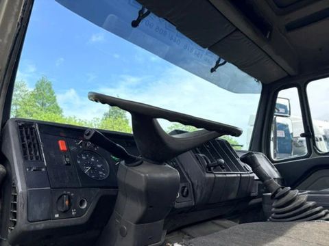 Mercedes-Benz B 8x4 FULL STEEL CHASSIS (V6 ENGINE / ZF16 MANUAL GEARBOX / REDUCTION AXLES / FULL STEEL SUSPENSION / P.T.O.) | Engel Trucks B.V. [9]