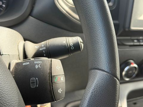 Renault 2.3DCI Bakwagen 145PK Airco Navi Cruisecontrol Laadklep + Zijdeur | Van Nierop BV [16]