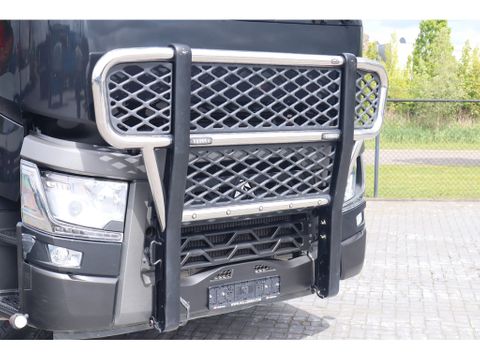 Renault
| 8X4 | AJK HOOK | RETARDER | BIG AXLES | EURO 6 | Hulleman Trucks & Machinery B.V. [16]
