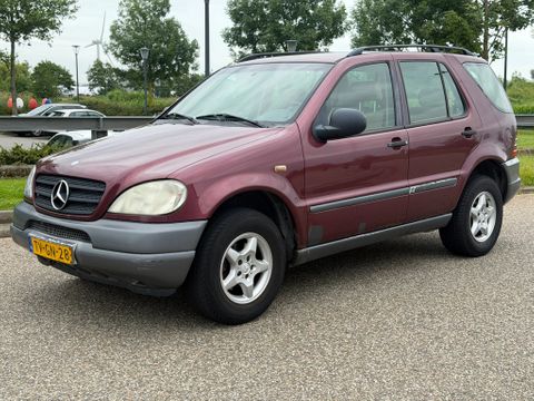 Mercedes-Benz 320 Automaat Airco Cruisecontrol Trekhaak 4x4 6 Cilinder Benzine | Van Nierop BV [2]