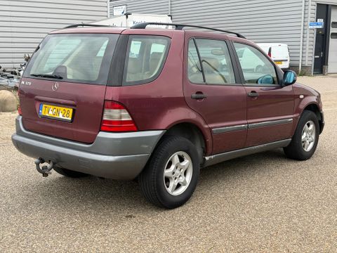 Mercedes-Benz 320 Automaat Airco Cruisecontrol Trekhaak 4x4 6 Cilinder Benzine | Van Nierop BV [4]