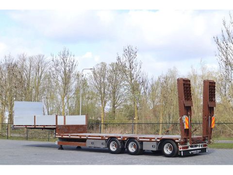 HRD
STLM 3N | 3-AXLE | SLIDING RAMPS | STEER & LIFT AXLE | Hulleman Trucks & Machinery B.V. [3]