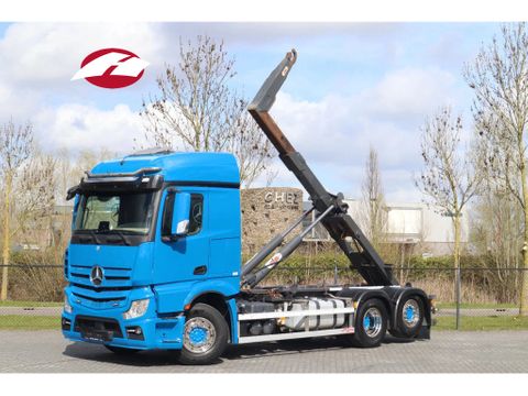 Mercedes-Benz
6X2 | RETARDER | HYVA HOOK | EURO 6 | Hulleman Trucks & Machinery B.V. [1]